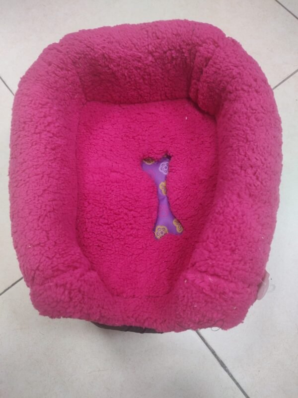 Cama rosa hueso